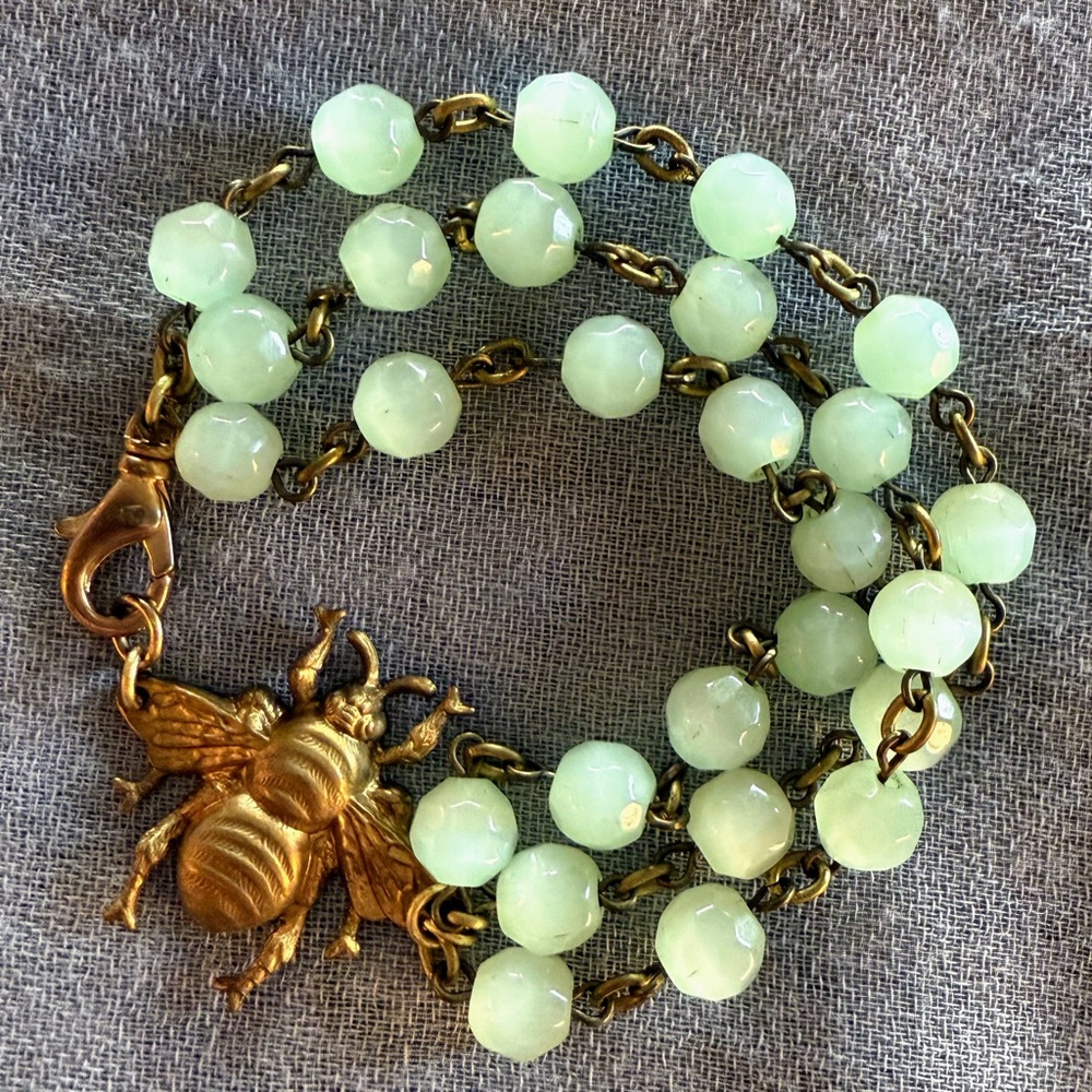 Gold Bee Charm Bracelet with Green Beads
